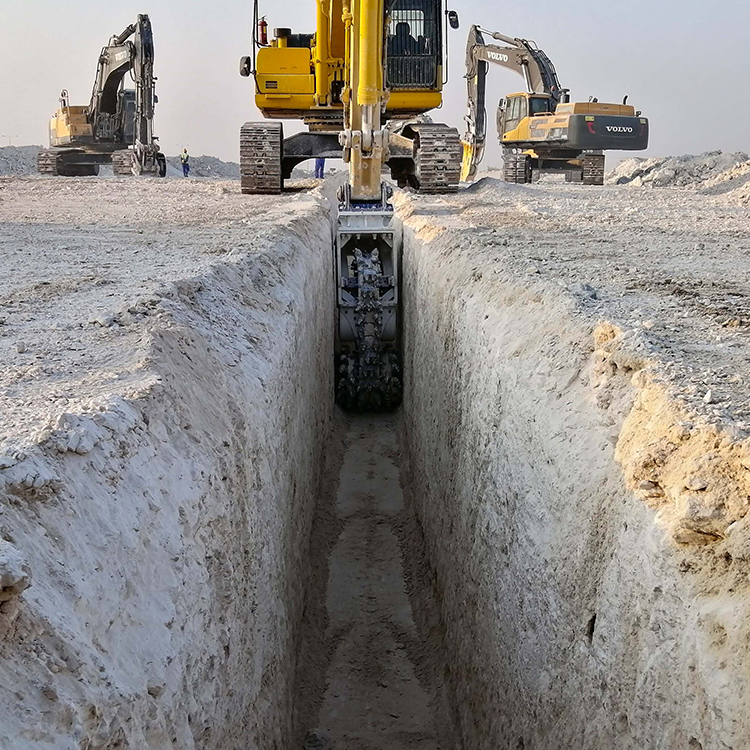 chain trencher for excavator in deep trench construction