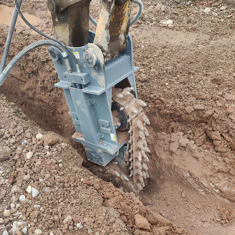 excavator hydraulic milling cutter digging soil trench