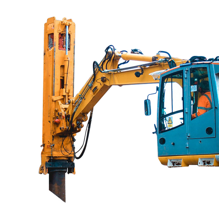 Hydraulic piling hammer mounted on excavator arm