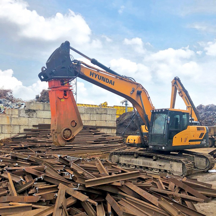 rotary rail cutter shear processing scrap rail