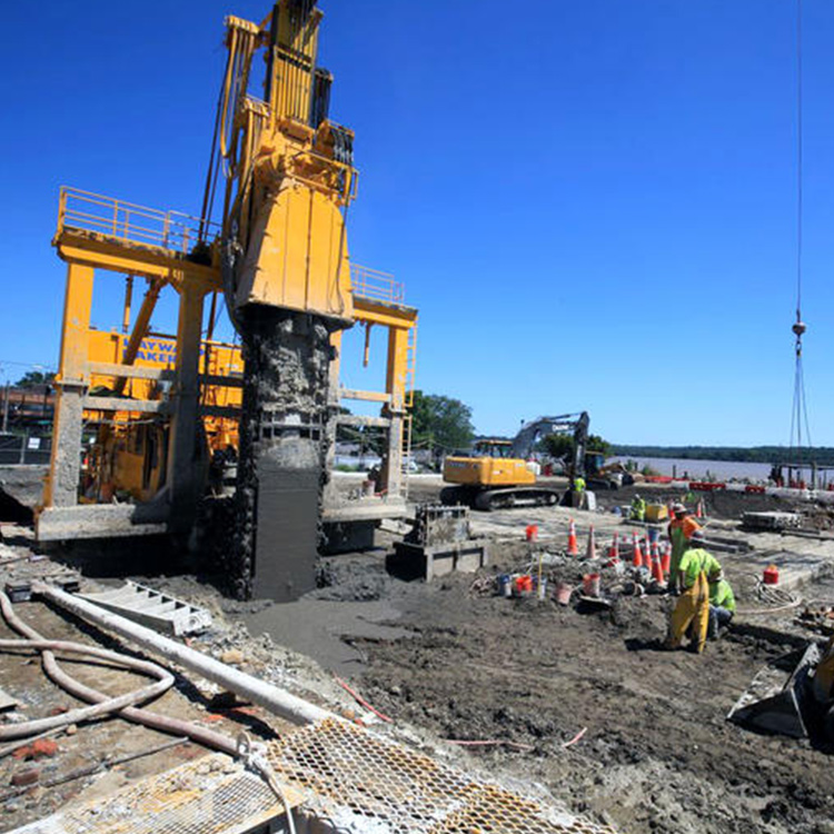 Underground Diaphragm Wall Forming Machine at waterside site