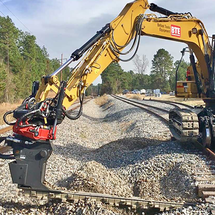 hi-rail excavator ballast cleaner in railway maintenance